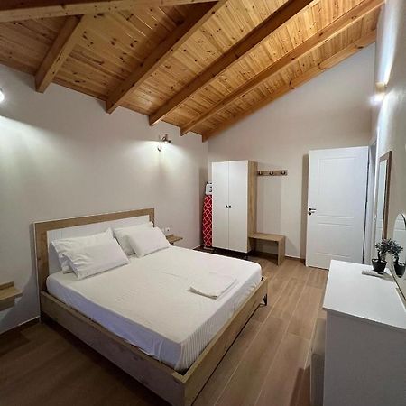 Amazing Familiar Apartments And Rooms Saranda Extérieur photo