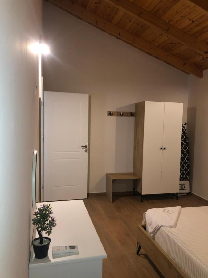 Amazing Familiar Apartments And Rooms Saranda Extérieur photo