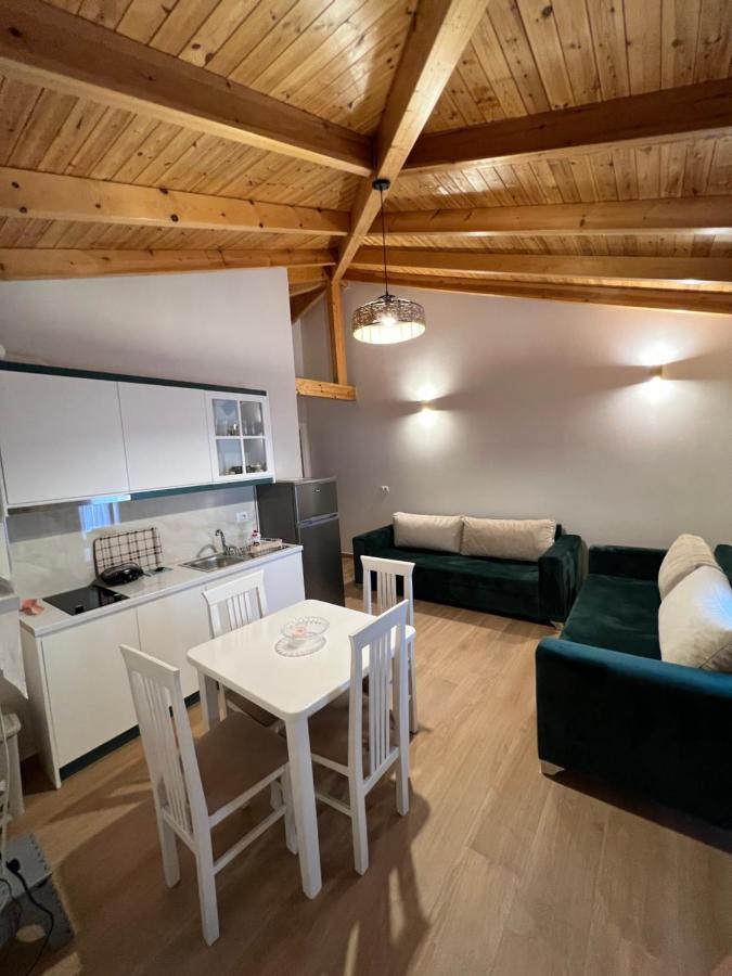 Amazing Familiar Apartments And Rooms Saranda Extérieur photo