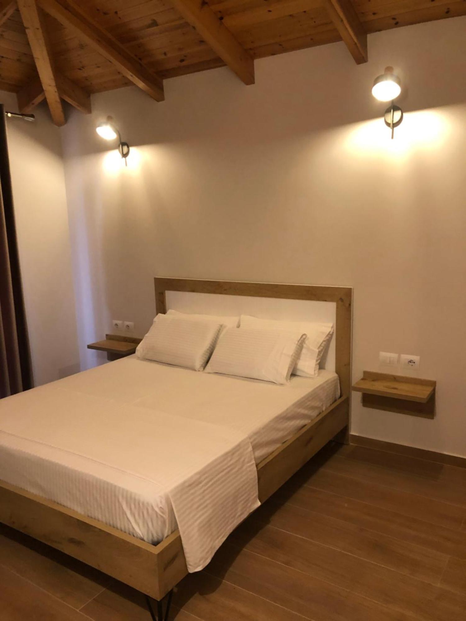 Amazing Familiar Apartments And Rooms Saranda Extérieur photo