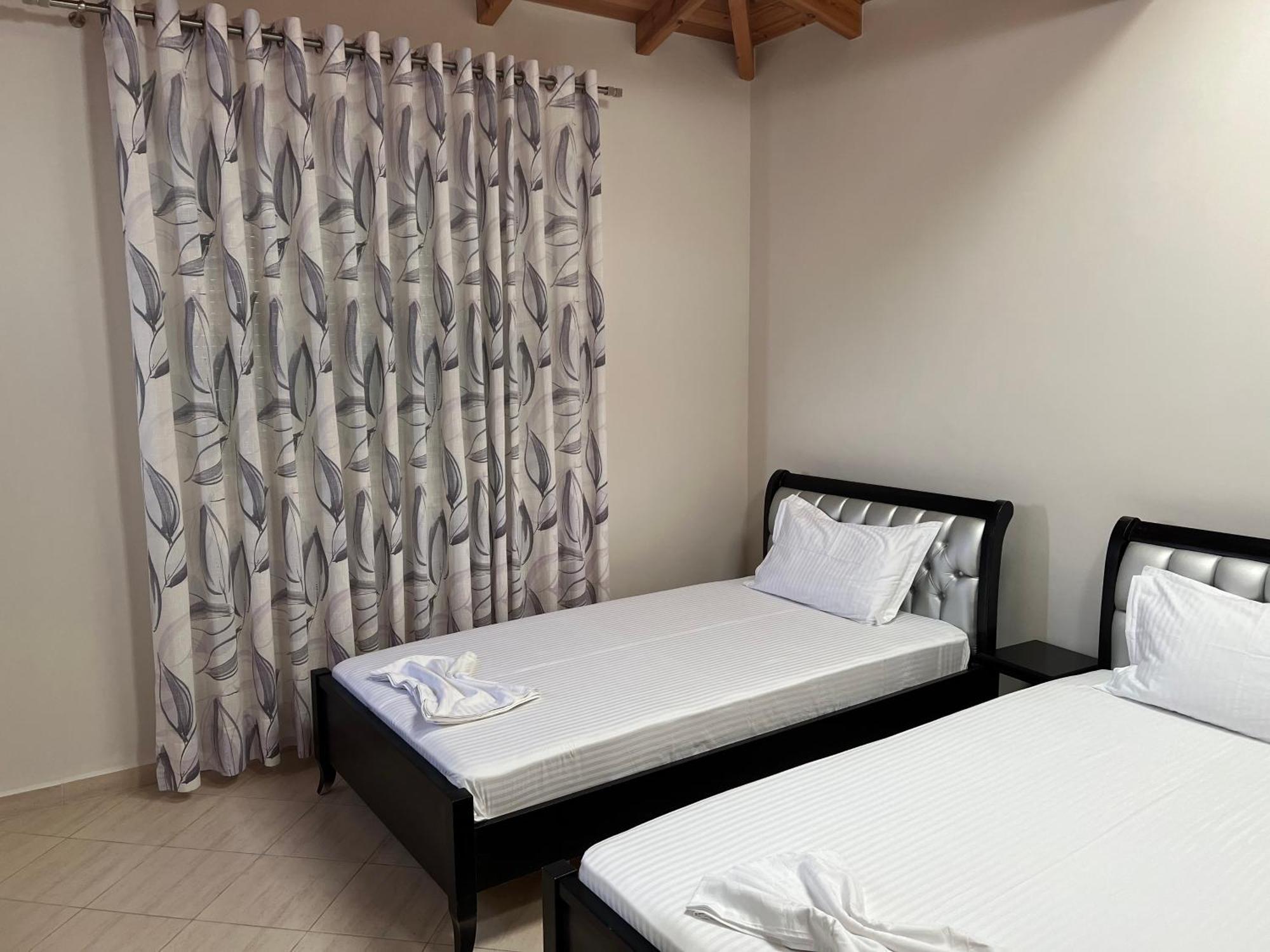 Amazing Familiar Apartments And Rooms Saranda Extérieur photo