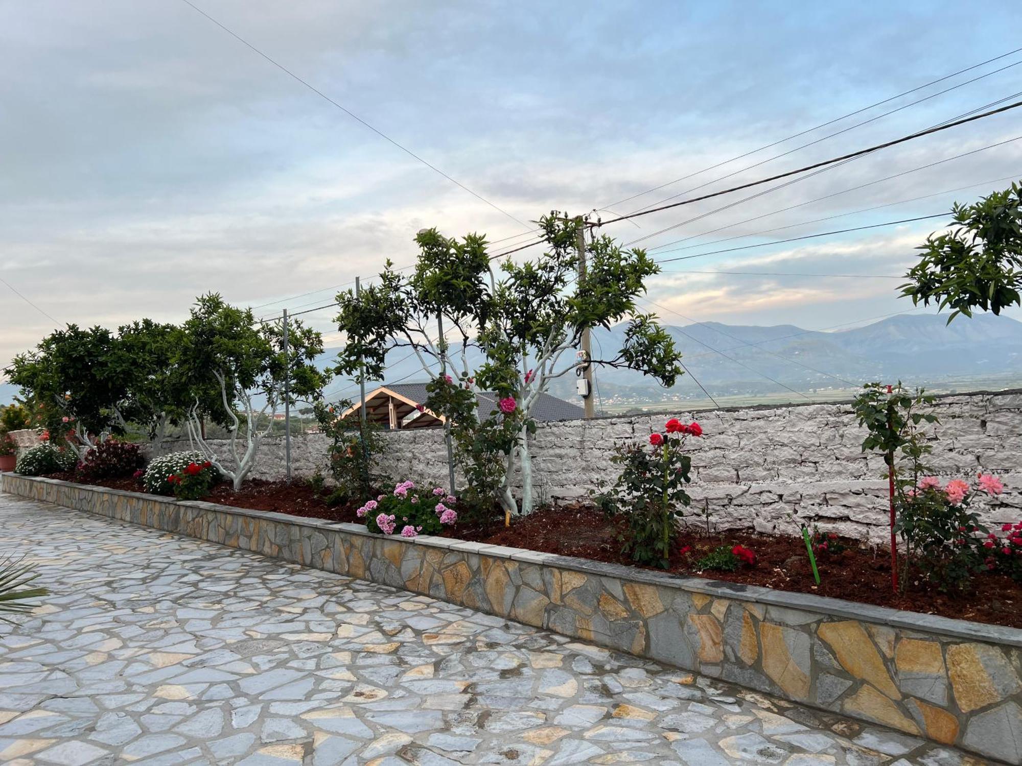 Amazing Familiar Apartments And Rooms Saranda Extérieur photo