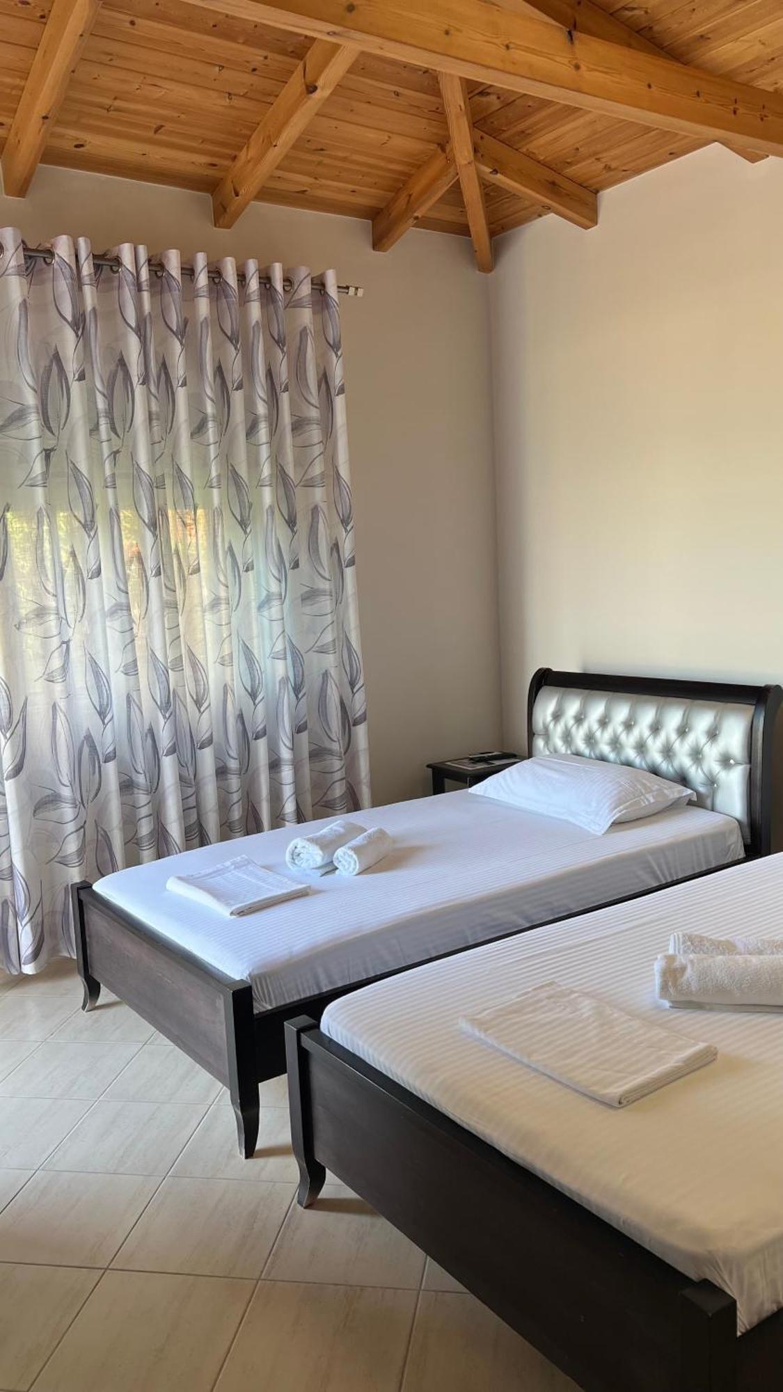 Amazing Familiar Apartments And Rooms Saranda Extérieur photo